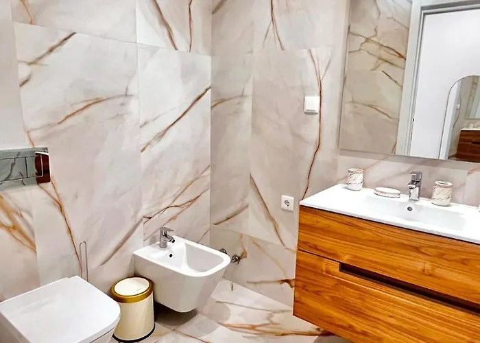 Litoralblue Private Terrace&garage Flat 01 *